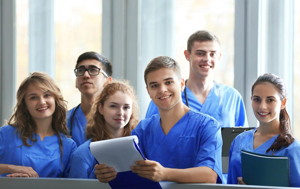 Navigating the Job Market: Tips for New Graduate Nurses in Australia